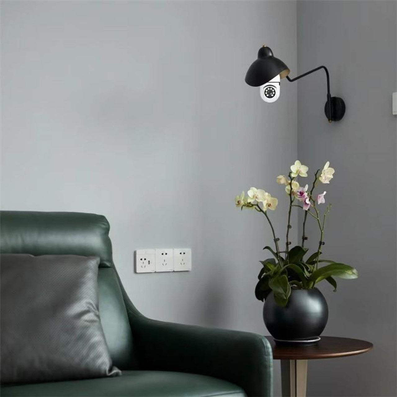 Camera WiFi Tip Bec 355° Full HD cu Unghi Panoramic, Senzor de Miscare și Functie Audio Bidirectionala